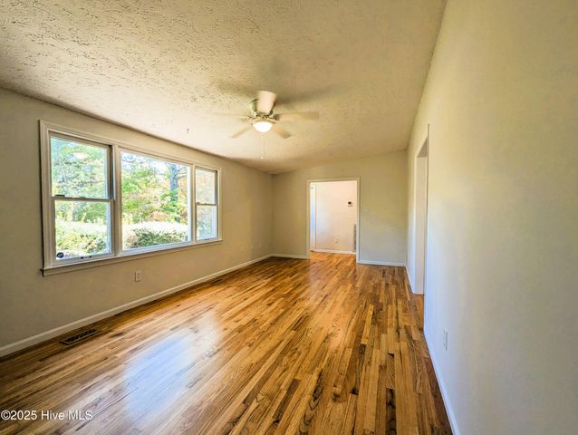 290 Diamondhead Drive S, Pinehurst, NC 28374