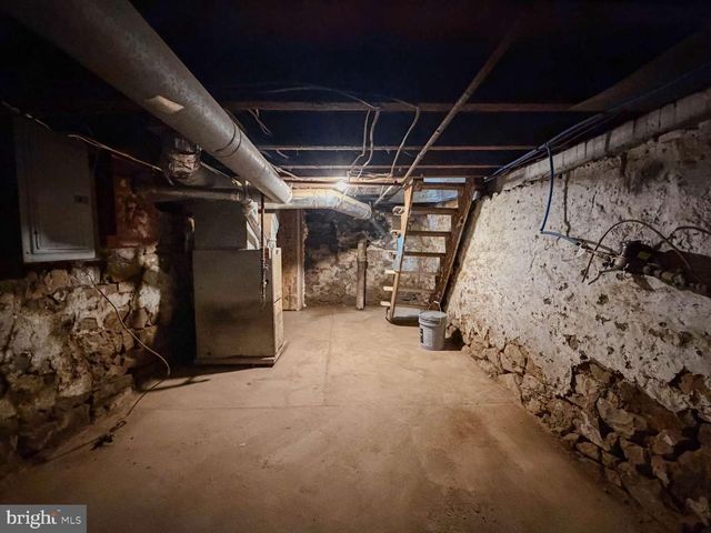 1050 CULVERT ST, Reading, PA 19602
