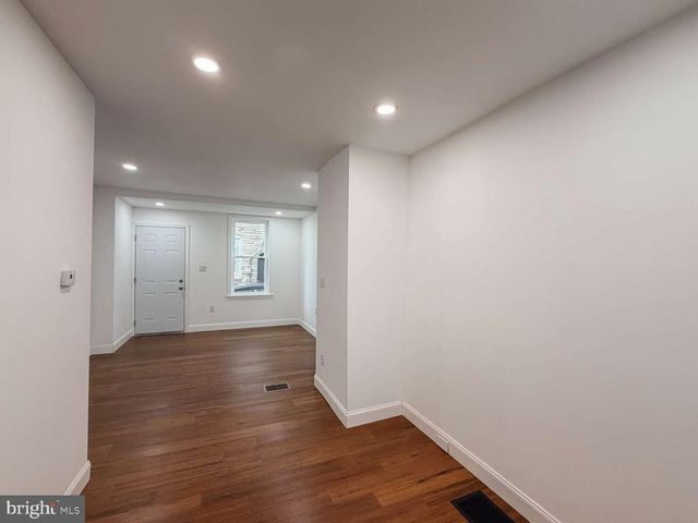 1050 CULVERT ST, Reading, PA 19602