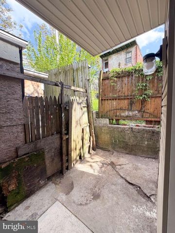 1050 CULVERT ST, Reading, PA 19602