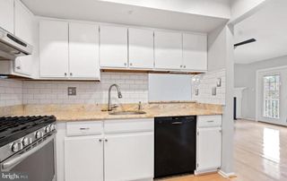 6 BELMONT STA, Southampton, PA 18966