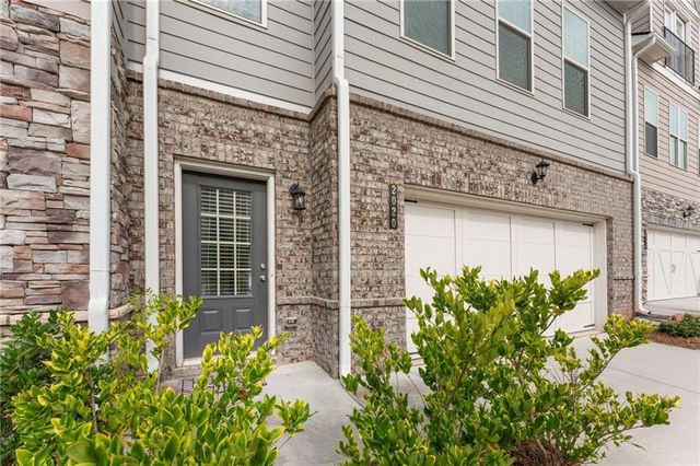 2020 Manor Pointe Drive 19, Cumming, GA 30041