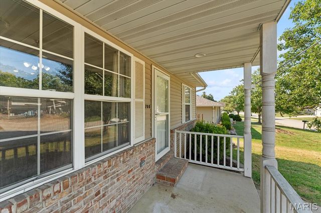 708 S Library Street, Waterloo, IL 62298