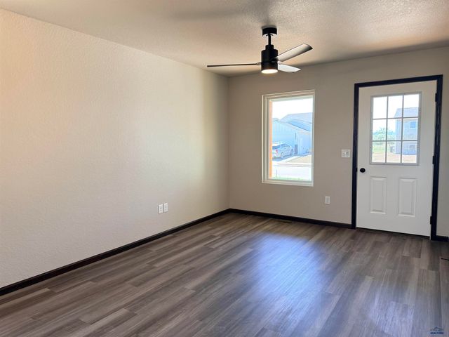 4234 LODI LN, Rapid City, SD 57703