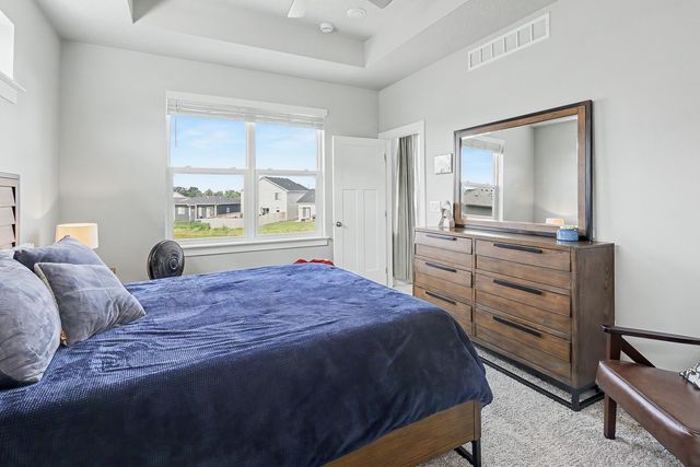 2930 Indigo Lane, Pella, IA 50219