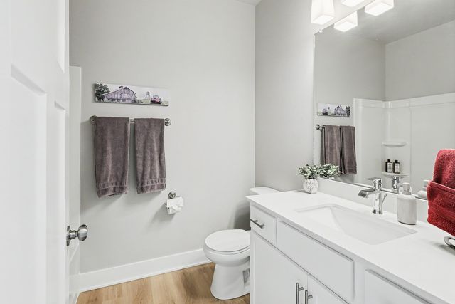 2930 Indigo Lane, Pella, IA 50219