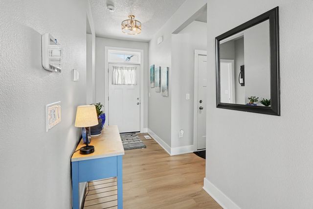 2930 Indigo Lane, Pella, IA 50219