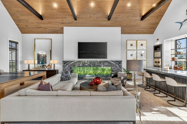 6313 Percheron Lane, Arrington, TN 37014