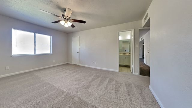 2100 Chatsworth Road, Carrollton, TX 75007
