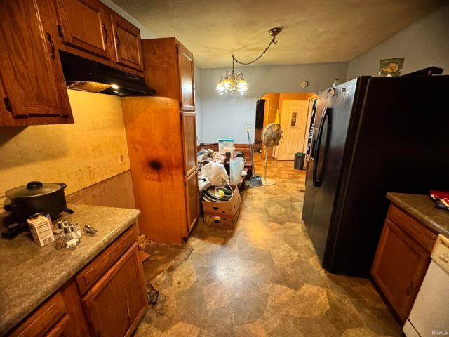 315 W Lincoln Street, Ashley, IN 46706