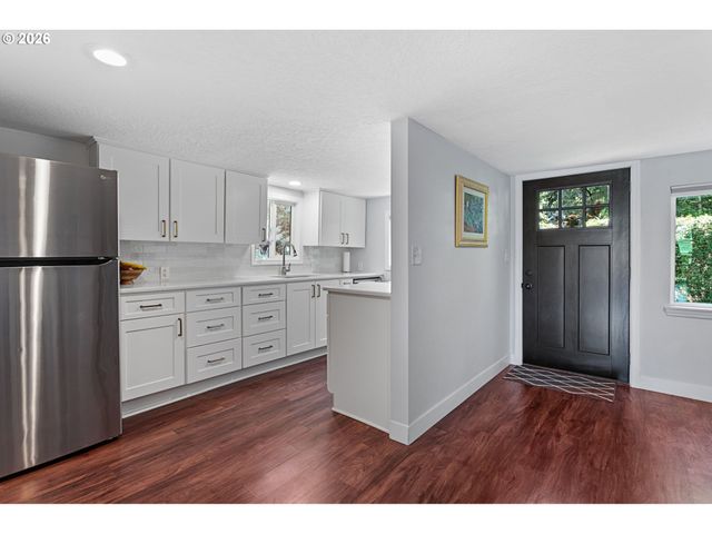 509 JQ ADAMS St, Oregon City, OR 97045
