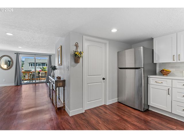 509 JQ ADAMS St, Oregon City, OR 97045