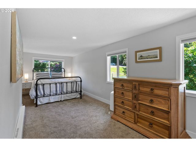 509 JQ ADAMS St, Oregon City, OR 97045