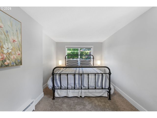 509 JQ ADAMS St, Oregon City, OR 97045