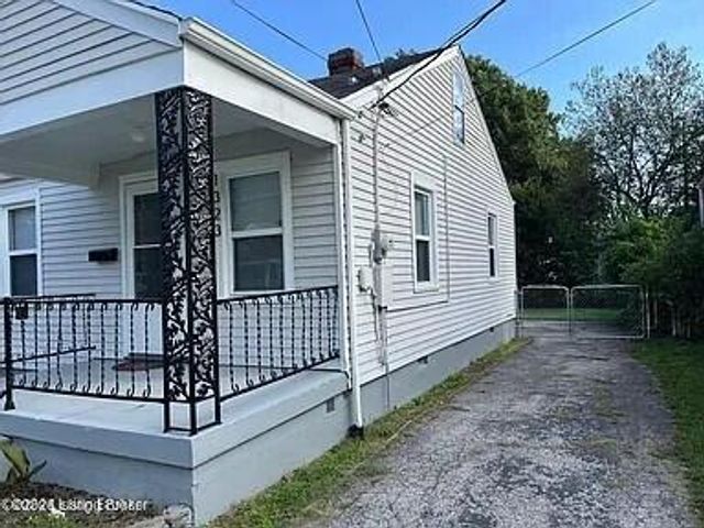 1323 Thornberry Ave, Louisville, KY 40215