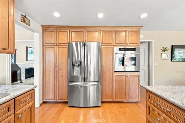 2040 Swan Drive, Costa Mesa, CA 92626