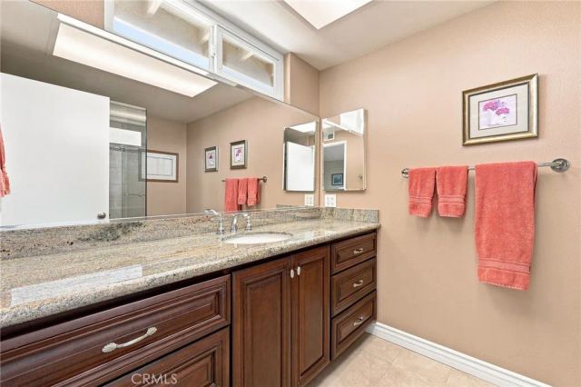 2040 Swan Drive, Costa Mesa, CA 92626
