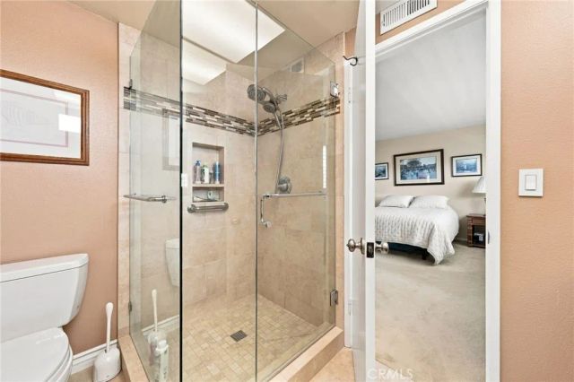2040 Swan Drive, Costa Mesa, CA 92626