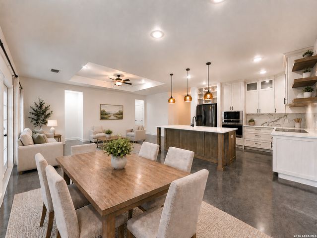 656 Fawn Drive, Spring Branch, TX 78070