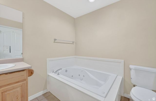 1364 E OLD MAPLE CT, Murray, UT 84117