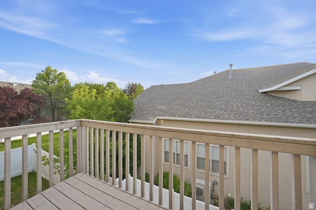 1364 E OLD MAPLE CT, Murray, UT 84117