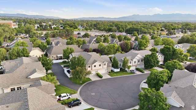 1364 E OLD MAPLE CT, Murray, UT 84117