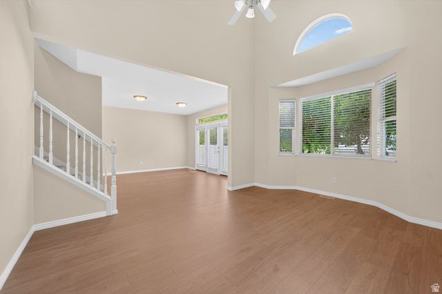1364 E OLD MAPLE CT, Murray, UT 84117