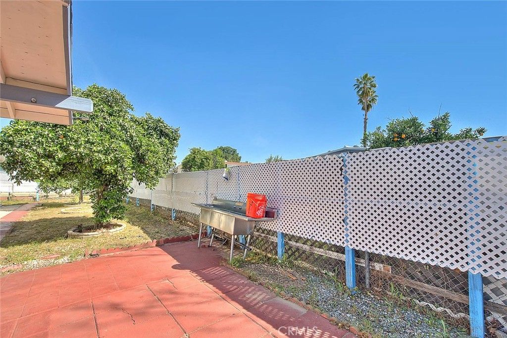 Image 51 of property listing at 44591 Springwood, Hemet, CA 92544