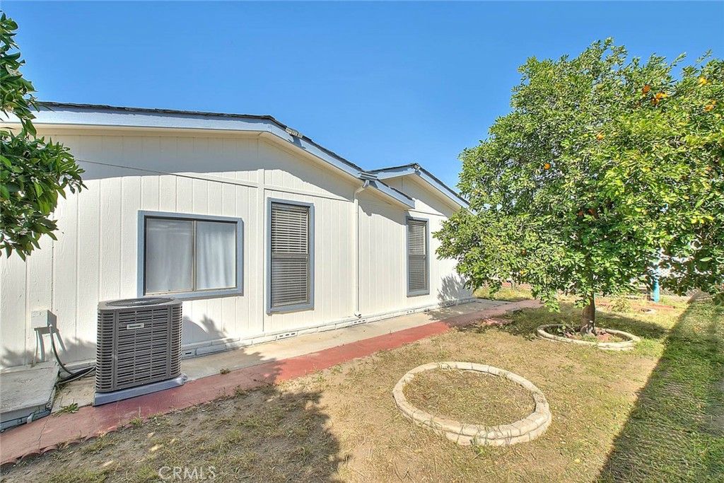 Image 53 of property listing at 44591 Springwood, Hemet, CA 92544