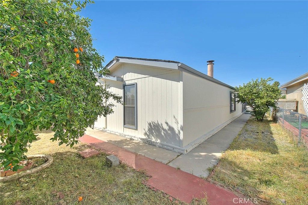 Image 54 of property listing at 44591 Springwood, Hemet, CA 92544