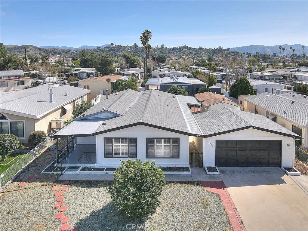 Image 63 of property listing at 44591 Springwood, Hemet, CA 92544