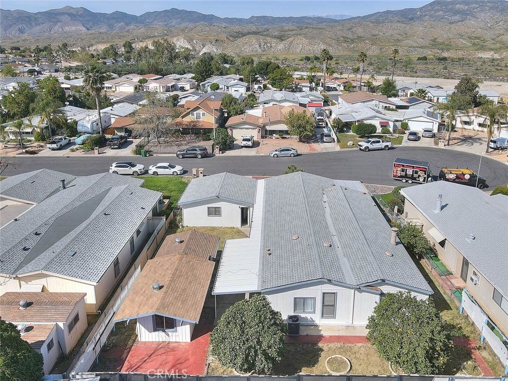 Image 66 of property listing at 44591 Springwood, Hemet, CA 92544