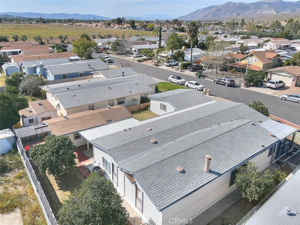 Image 67 of property listing at 44591 Springwood, Hemet, CA 92544