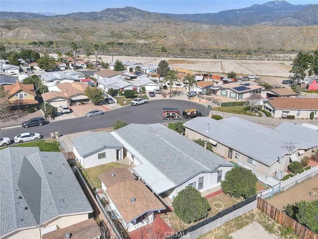 Image 68 of property listing at 44591 Springwood, Hemet, CA 92544