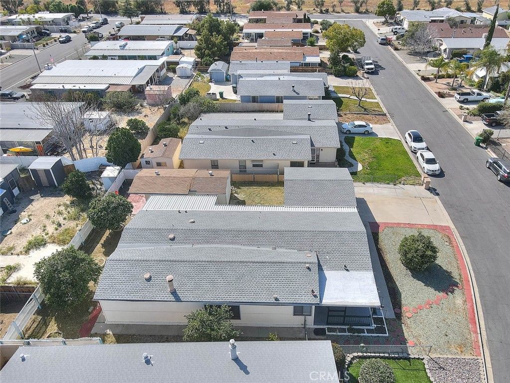 Image 71 of property listing at 44591 Springwood, Hemet, CA 92544