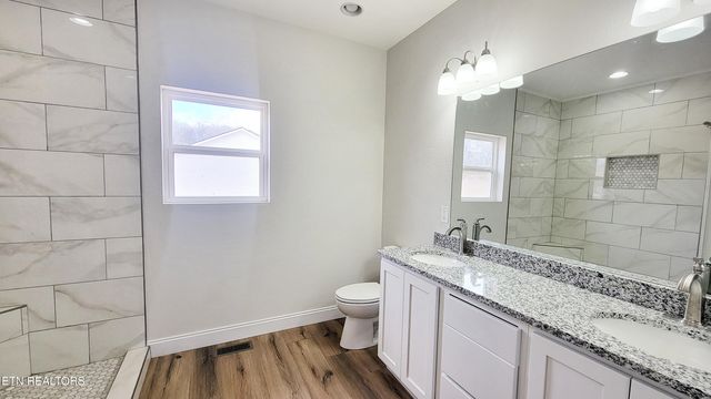 1451 Grandeur Avenue, Parrottsville, TN 37843