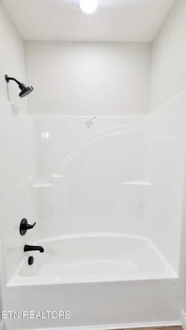 1451 Grandeur Avenue, Parrottsville, TN 37843