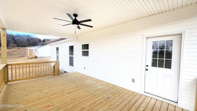 1451 Grandeur Avenue, Parrottsville, TN 37843