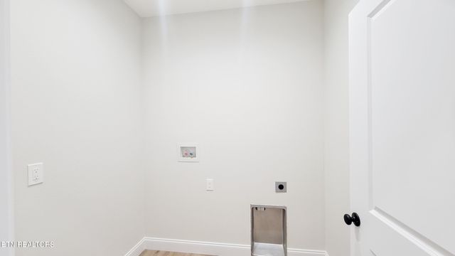 1451 Grandeur Avenue, Parrottsville, TN 37843