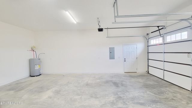 1451 Grandeur Avenue, Parrottsville, TN 37843