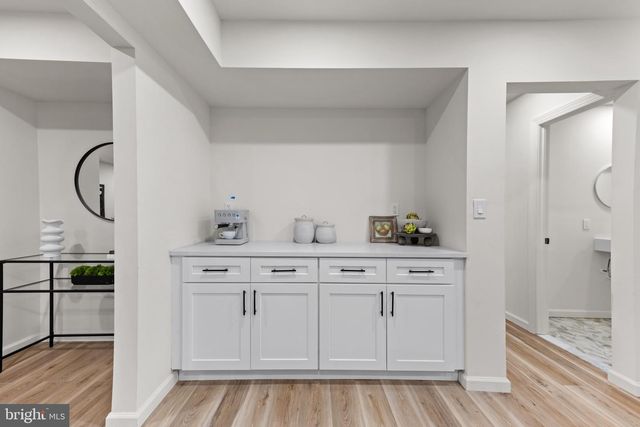 206 CLUB HOUSE DR, Willingboro, NJ 08046