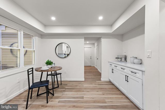 206 CLUB HOUSE DR, Willingboro, NJ 08046