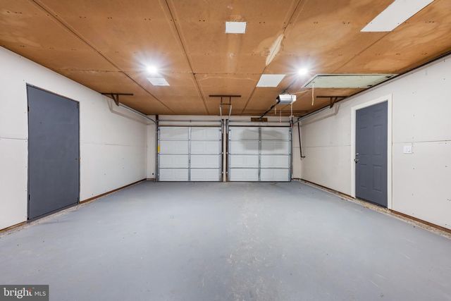 206 CLUB HOUSE DR, Willingboro, NJ 08046