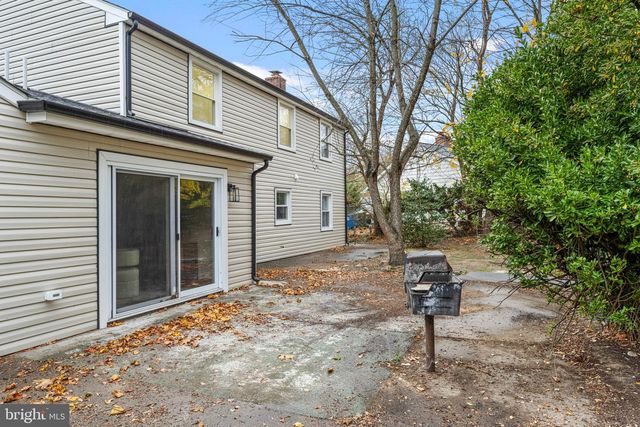 206 CLUB HOUSE DR, Willingboro, NJ 08046