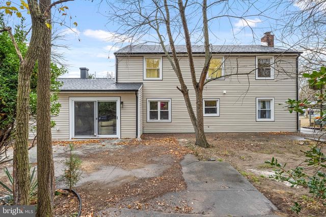 206 CLUB HOUSE DR, Willingboro, NJ 08046