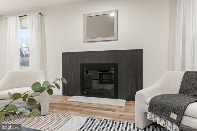 206 CLUB HOUSE DR, Willingboro, NJ 08046