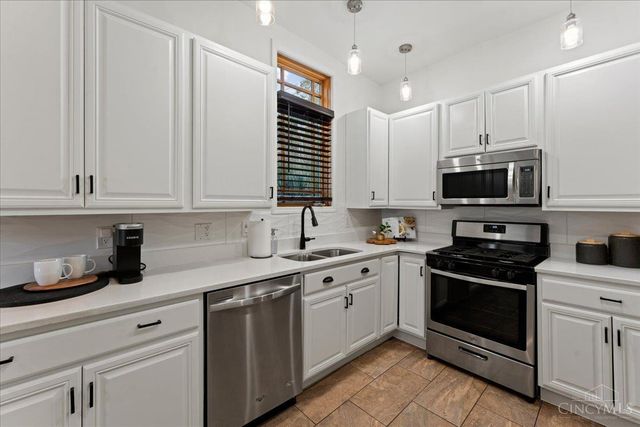 2392 Maryland Avenue, Cincinnati, OH 45204