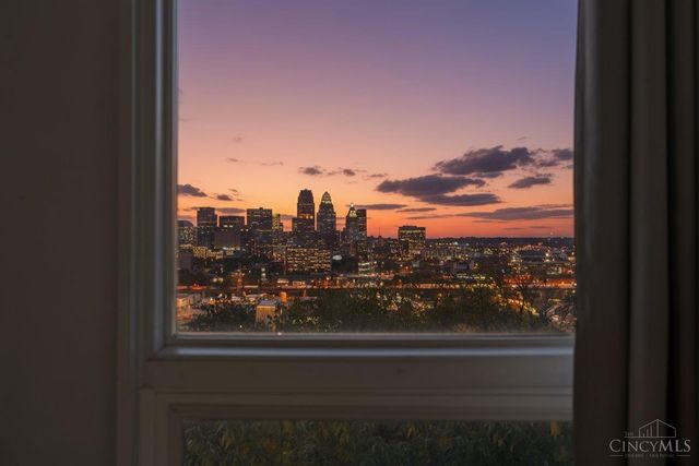 2392 Maryland Avenue, Cincinnati, OH 45204