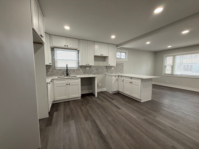 16752 Artesian Avenue, Hazel Crest, IL 60429