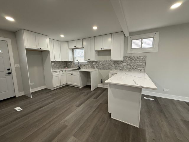 16752 Artesian Avenue, Hazel Crest, IL 60429